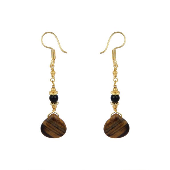 A blissful tiger eye and black onyx in round shape beaded earrings for your loving choice